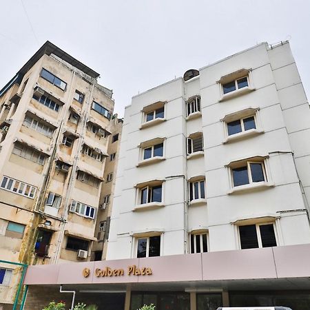 Oyo 2351 Hotel Golden Plaza Ahmedabad Luaran gambar
