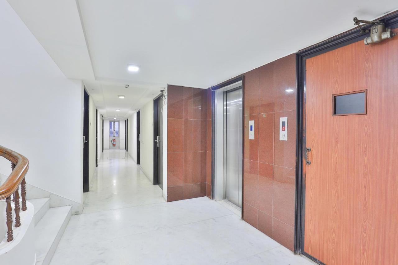 Oyo 2351 Hotel Golden Plaza Ahmedabad Luaran gambar