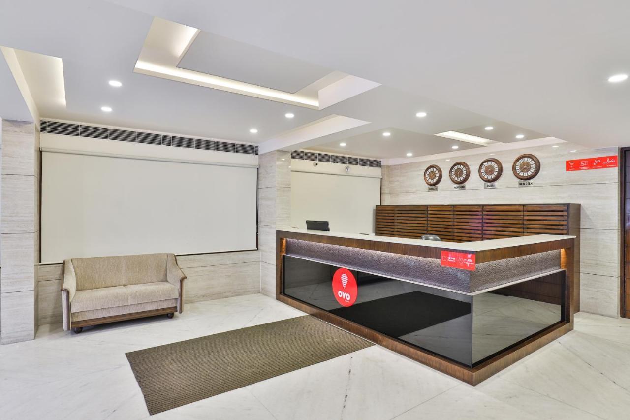 Oyo 2351 Hotel Golden Plaza Ahmedabad Luaran gambar